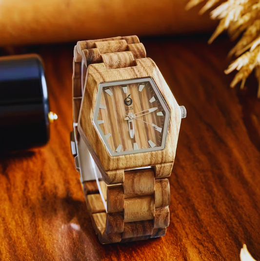 Women's Elegant Wooden Quartz Watch with Wooden Strap - Vintage Style Square Face Brown Wood Dial & Clear Bezel, Natural Wood Grain Texture, Durable Quartz Movement, Comfortable Wristwatch for Everyday